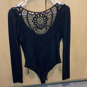 Long sleeve body suit